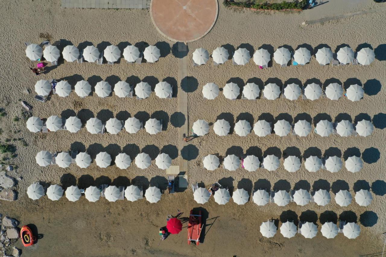 Hotel Strand Marina Di Montenero Luaran gambar