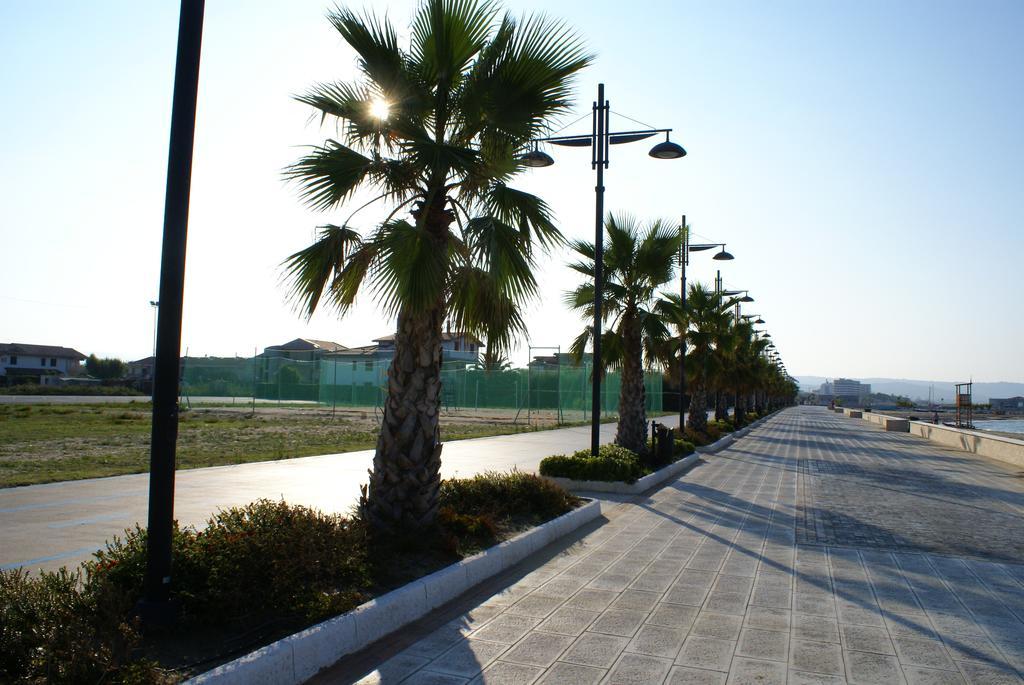 Hotel Strand Marina Di Montenero Luaran gambar