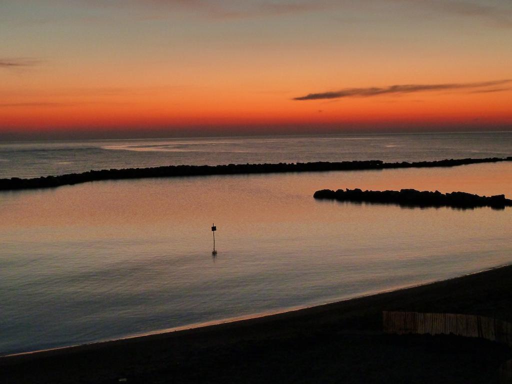 Hotel Strand Marina Di Montenero Luaran gambar